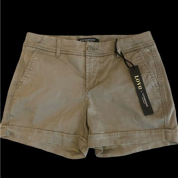 Liverpool buddy rolled trouser twill short in shadow green NWT size 4 /27 - Picture 1 of 7